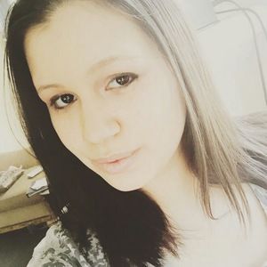 Meet your Posher, Isabella